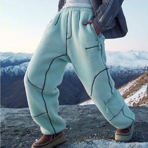 Free people Hit the Slopes